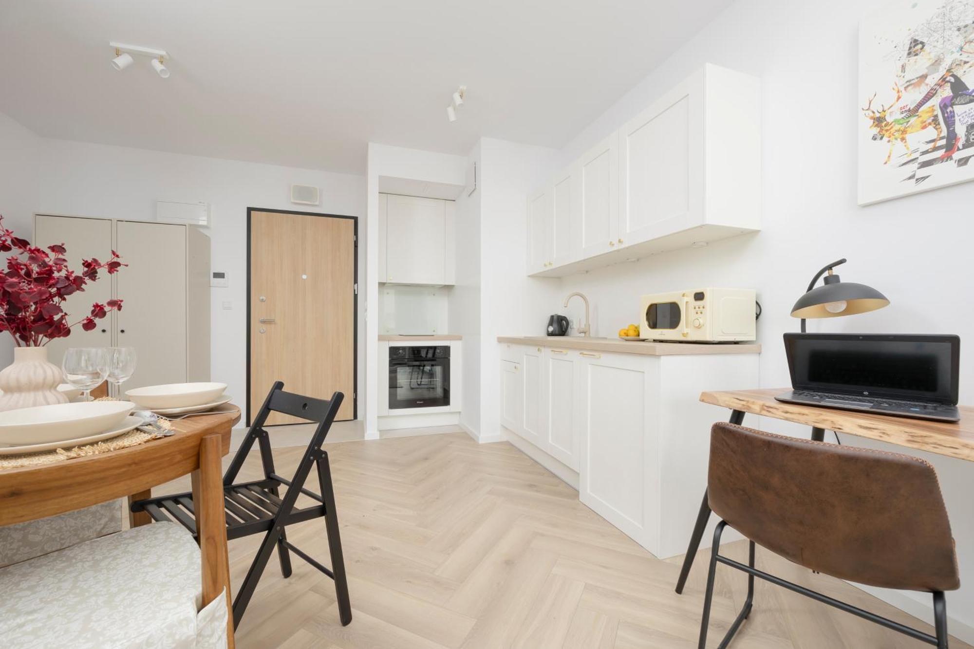 Modern Apartment With Balcony Near Aleje Jerozolimskie By Noclegi Renters Varsovie Extérieur photo