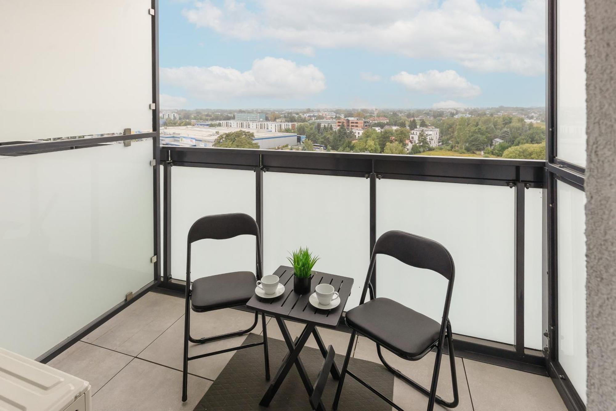 Modern Apartment With Balcony Near Aleje Jerozolimskie By Noclegi Renters Varsovie Extérieur photo