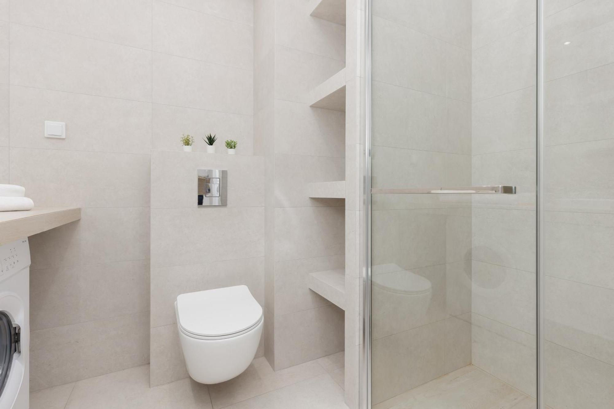 Modern Apartment With Balcony Near Aleje Jerozolimskie By Noclegi Renters Varsovie Extérieur photo